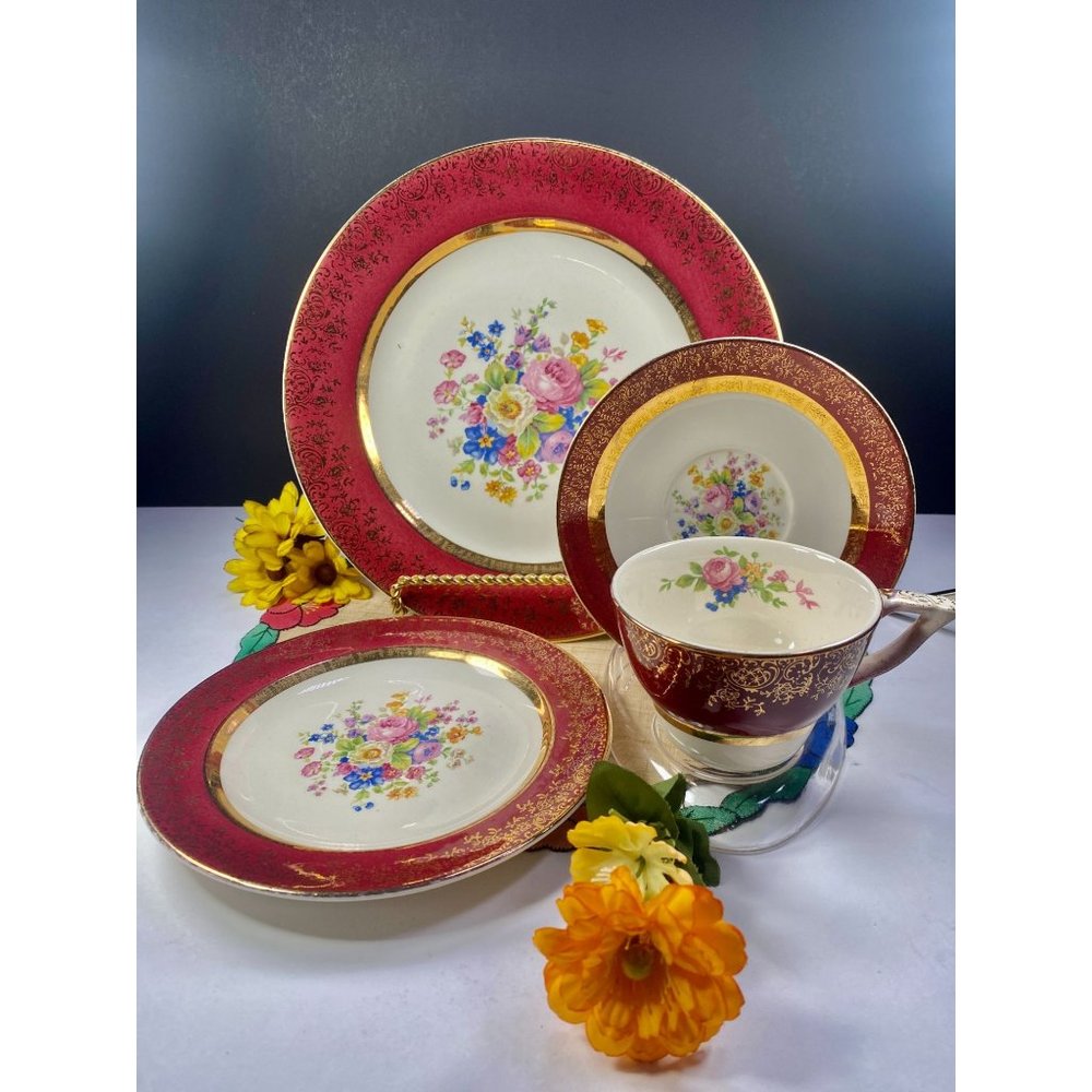 Aristocrat by Salem century maroon set 4 pieces, tea cup set, 23K gold encrusted